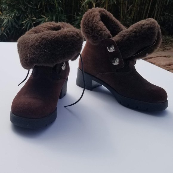 Sorel Fur lined fold over winter booties Size 5 - Picture 2 of 4